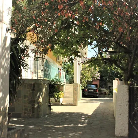 House Fedra Aparthotel Potos